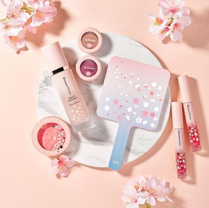 Etude House 2019 Cherry Blossom Blossom Picnic collection 